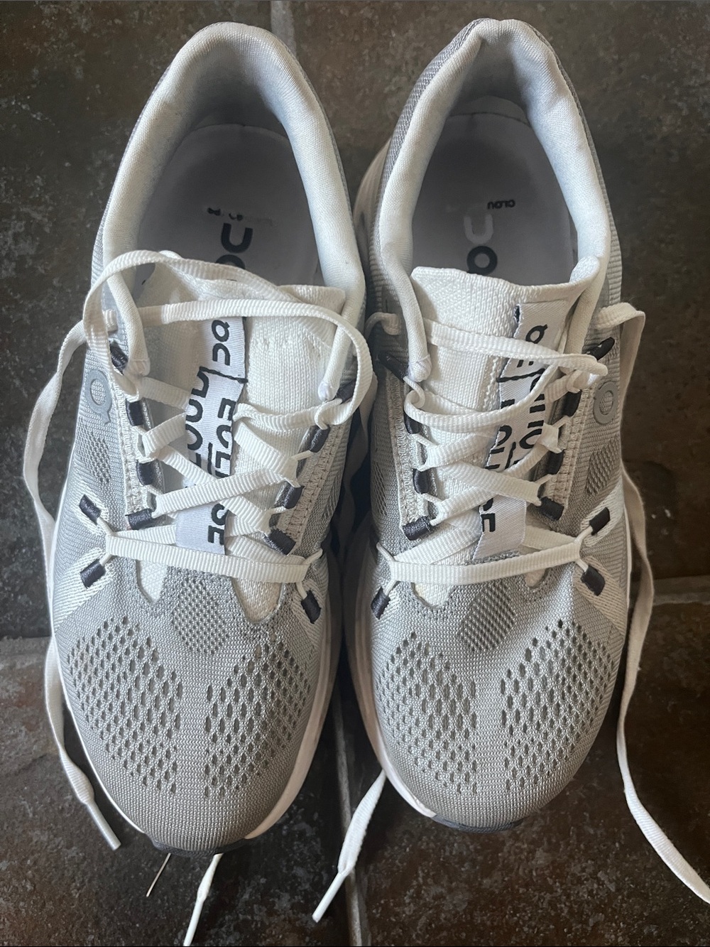 On Cloud Eclipse Running Shoes Alloy White Women’s 7 EUC Athletic Sneakers - Picture 3 of 14